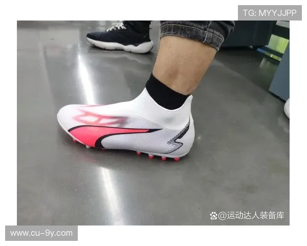 深入解析足球鞋为何不磨脚以及舒适度全面评测指南实用建议全汇总